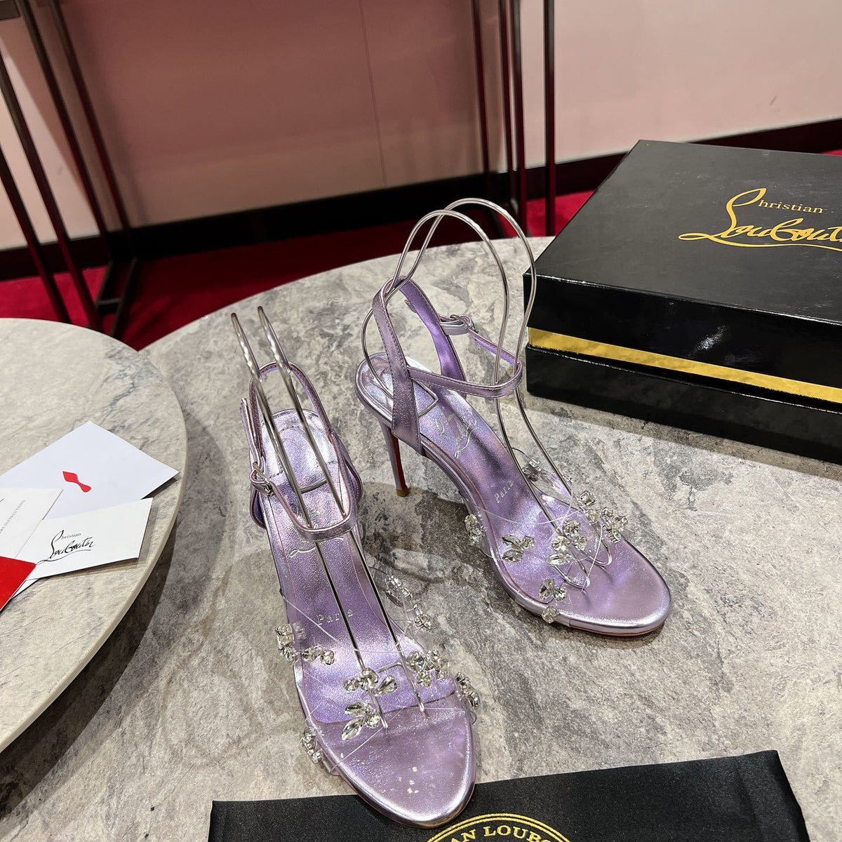 Ava’s Mode - High-Quality Designer Products for You - AFFORDABLE LUXURY HEELS - 8107