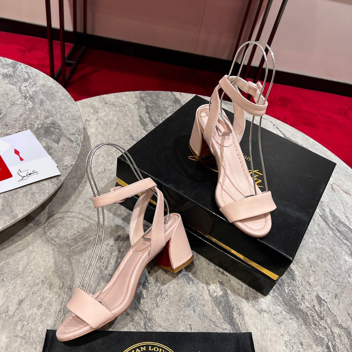 Ava’s Mode - High-Quality Designer Products for You - AFFORDABLE LUXURY HEELS - 8103