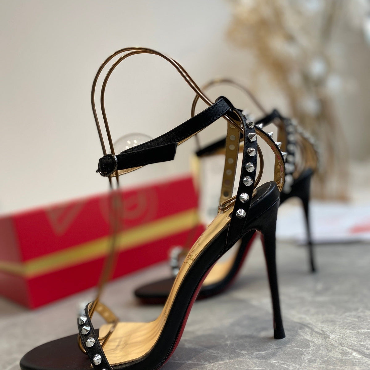 Ava’s Mode - High-Quality Designer Products for You - AFFORDABLE LUXURY HEELS - 7979