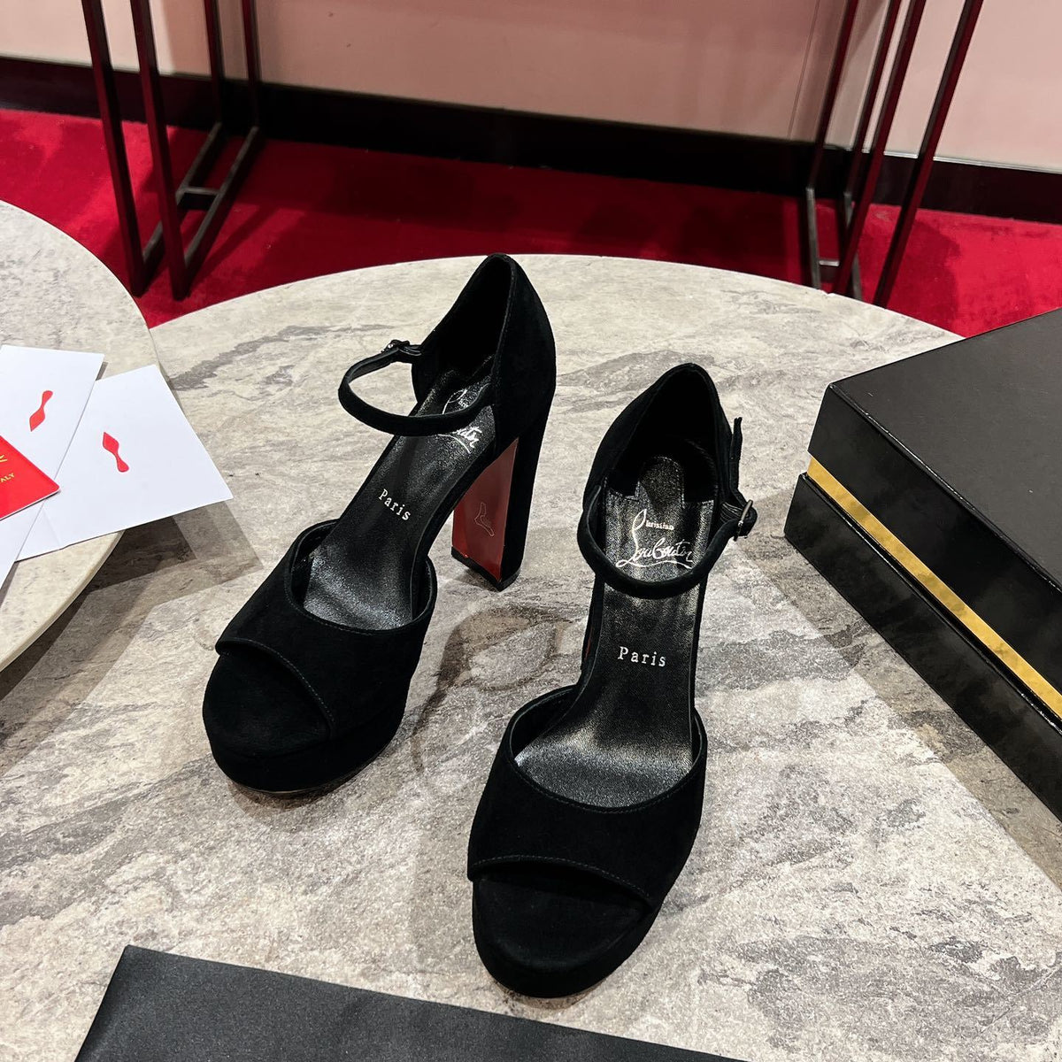 Ava’s Mode - High-Quality Designer Products for You - AFFORDABLE LUXURY HEELS - 8239