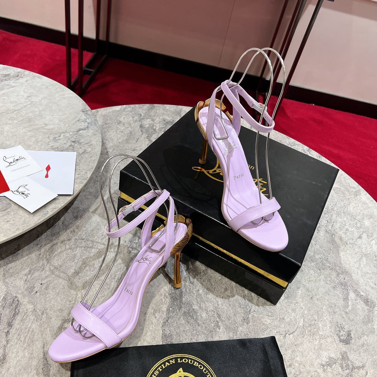 Ava’s Mode - High-Quality Designer Products for You - AFFORDABLE LUXURY HEELS - 8095
