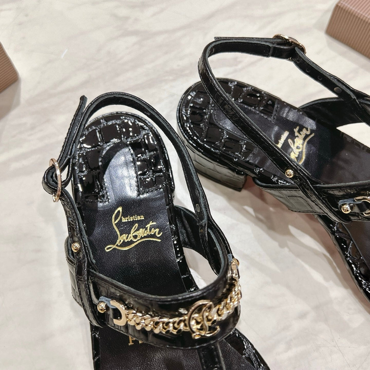 Ava’s Mode - Premium Luxury Goods and Accessories - AFFORDABLE LUXURY HEELS - 8238
