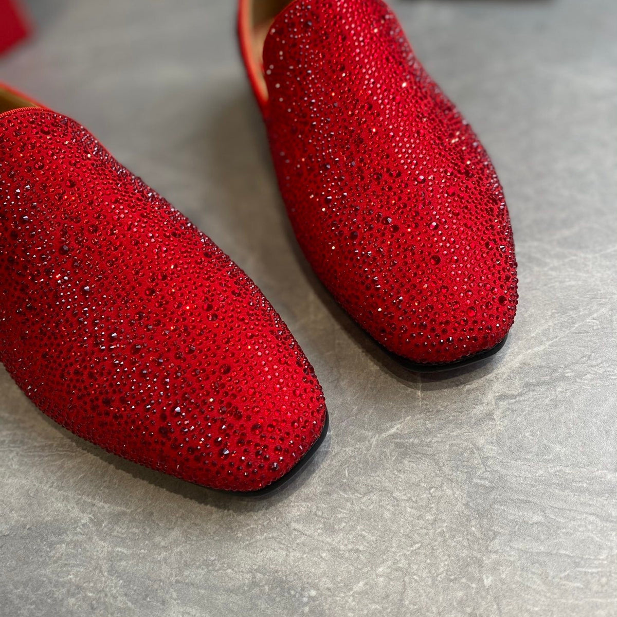 Ava’s Mode - High-Quality Designer Products for You - AFFORDABLE LUXURY HEELS - 8263