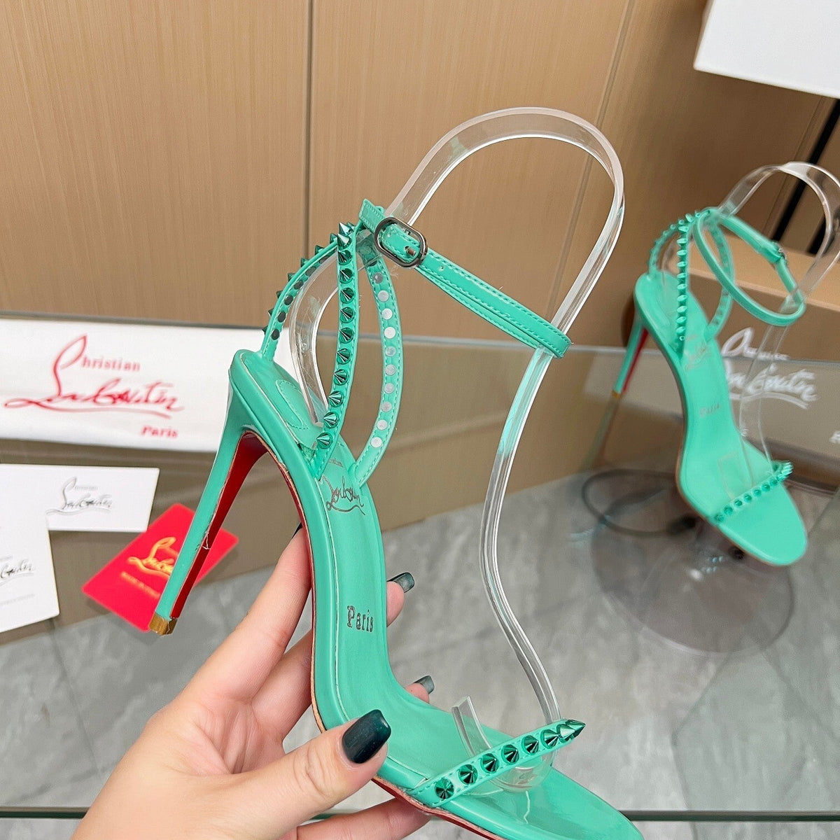 Ava’s Mode - Best High-End Brands in One Place - AFFORDABLE LUXURY HEELS - 8081