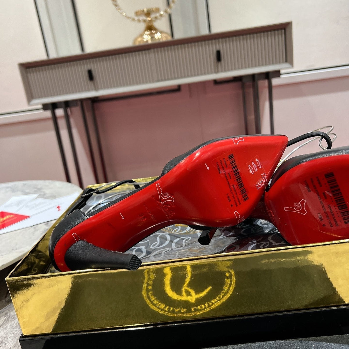 Ava’s Mode - Premium Luxury Goods and Accessories - AFFORDABLE LUXURY HEELS - 8086