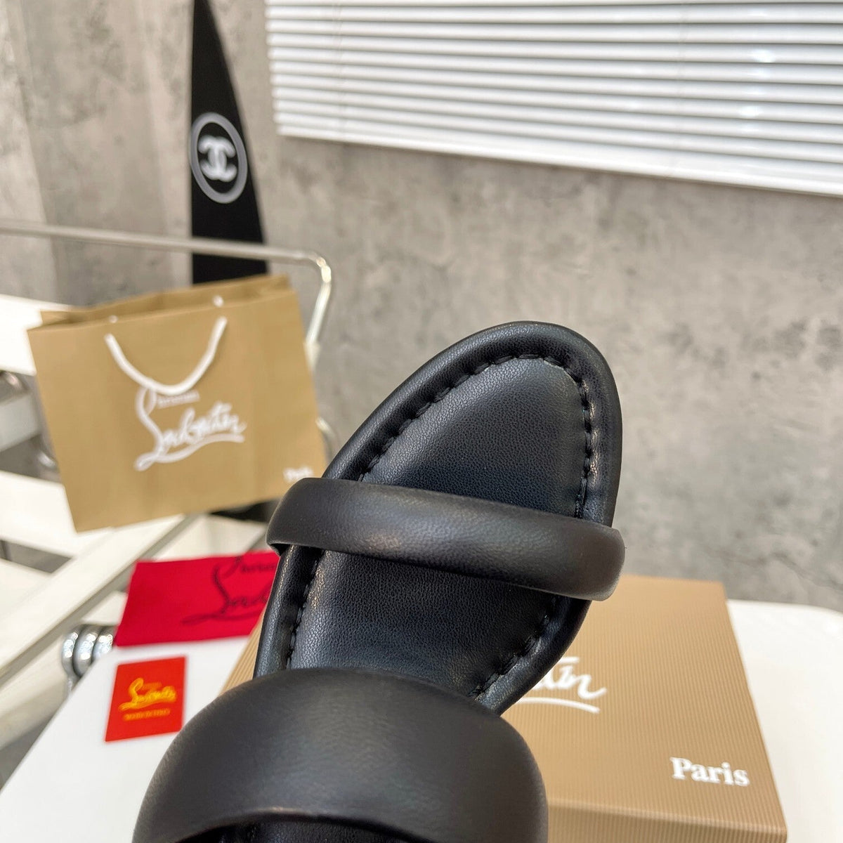 Ava’s Mode - High-Quality Designer Products for You - AFFORDABLE LUXURY HEELS - 7999