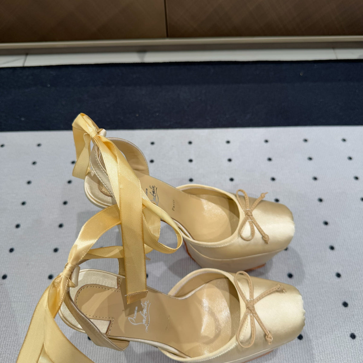 Ava’s Mode - Premium Luxury Goods and Accessories - AFFORDABLE LUXURY HEELS - 8218