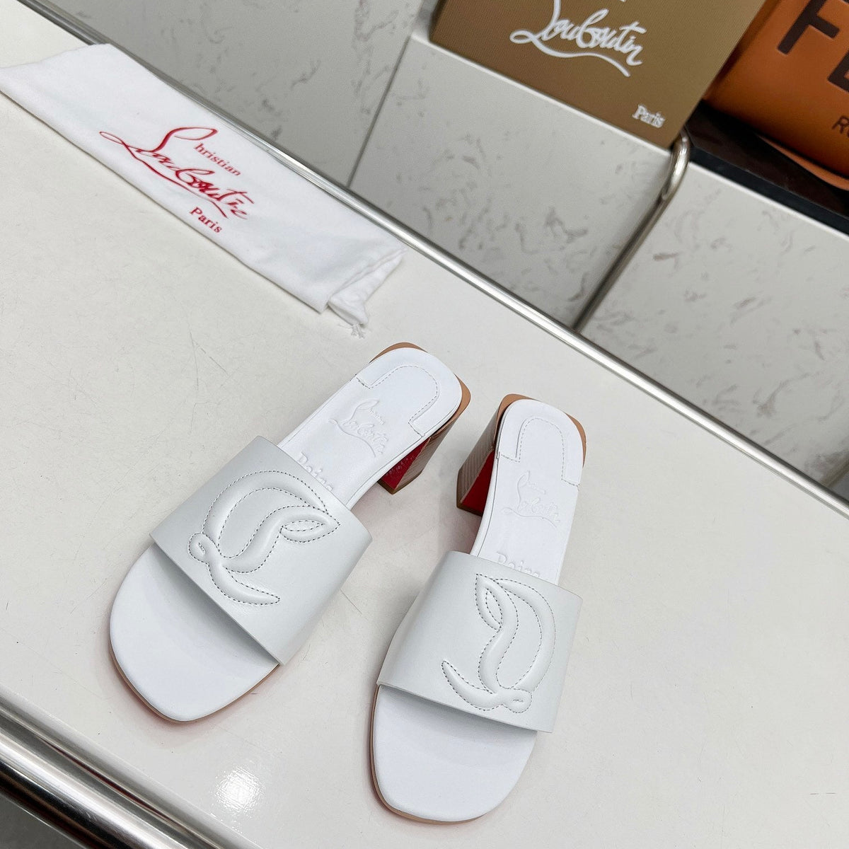Ava’s Mode - Best High-End Brands in One Place - AFFORDABLE LUXURY HEELS - 8057