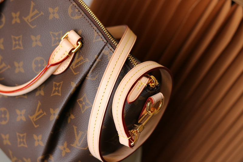 I W Fashion Lu-Vi bags - 17212