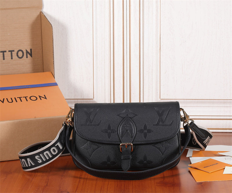 PHA - LOV Bags - 375