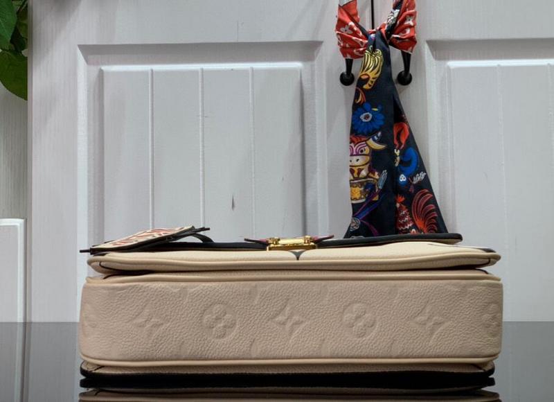 Ava’s Mode - LOV Bags - 2750