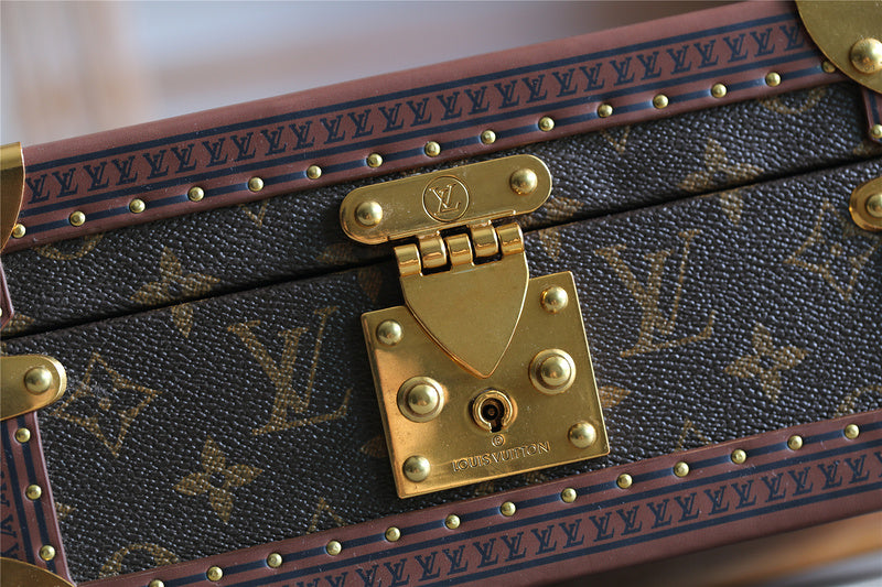 I W Fashion Lu-Vi bags - 9554