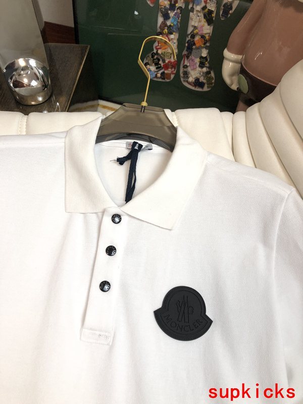 Moncler Luxury Cloth