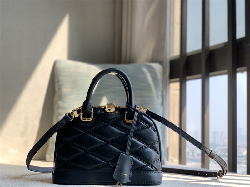 PHA - LOV Bags - 210