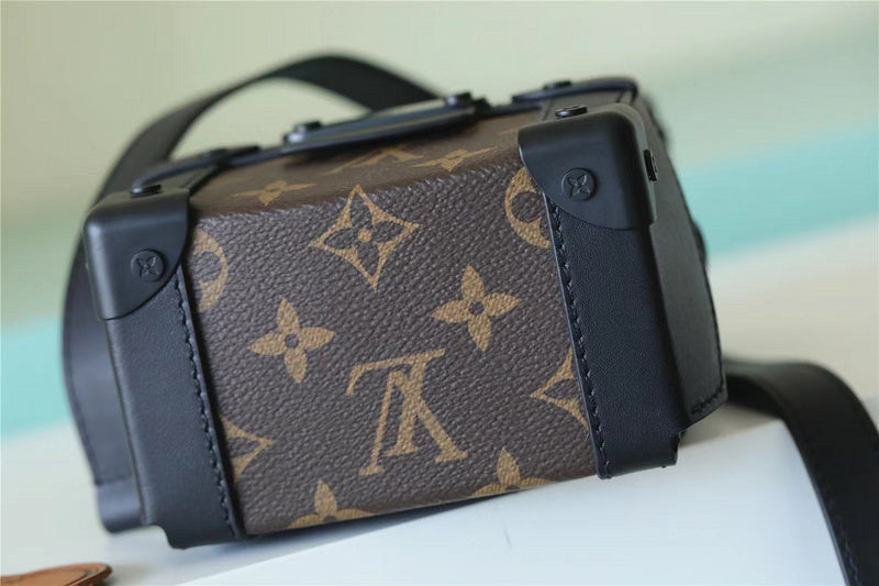 I W Fashion Lu-Vi bags - 9960