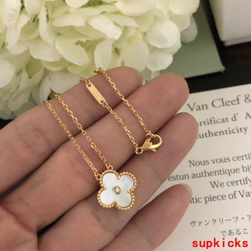 Van Cleef & Arples Jewelry