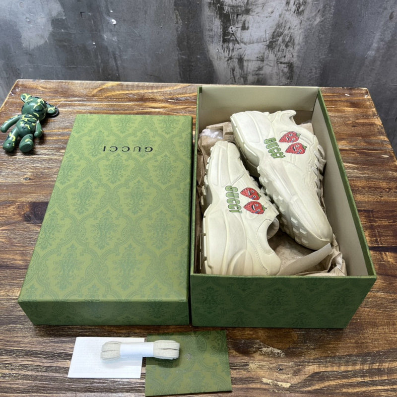 Gucci Luxury Shoes