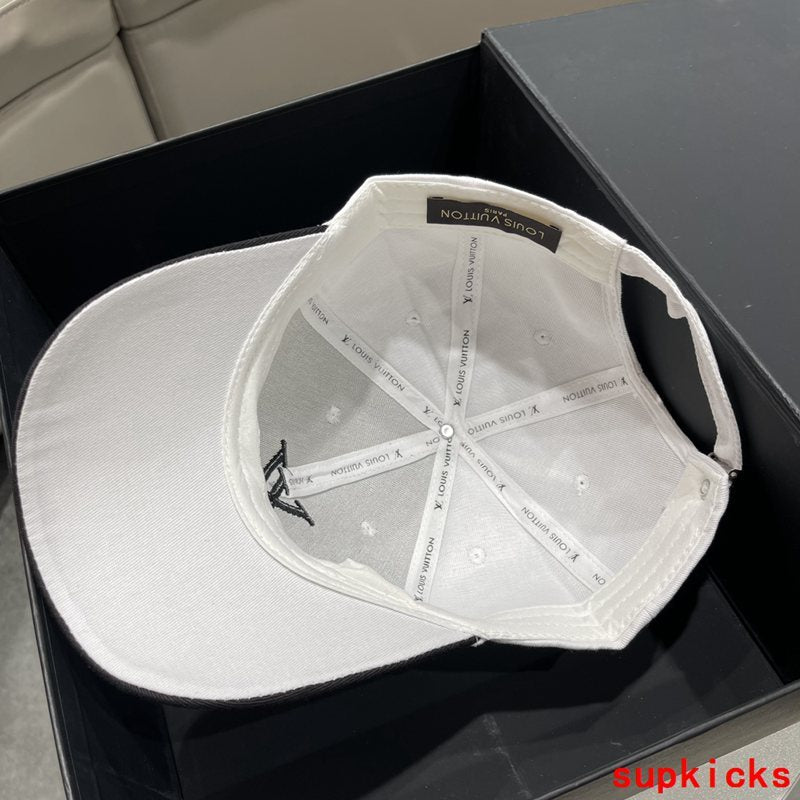 Louis Vuitton Luxury Cap
