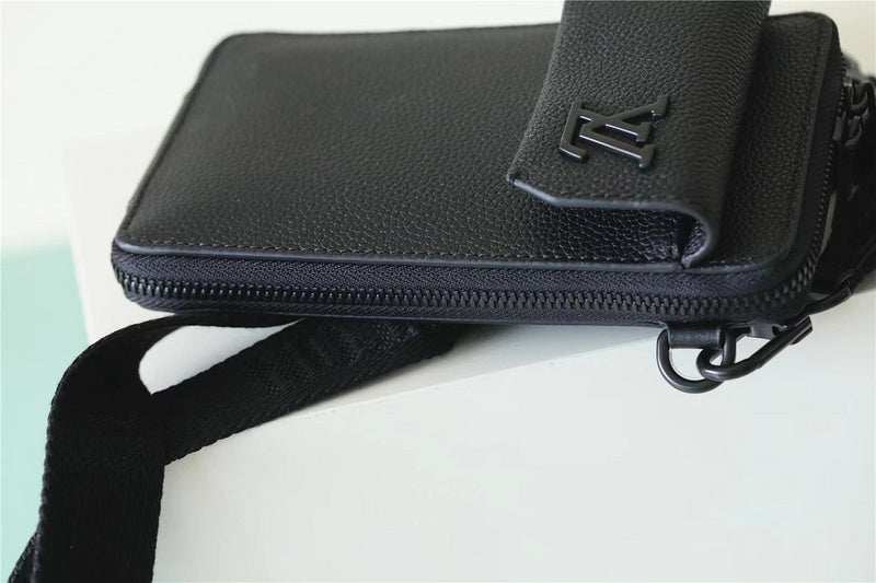 I W Fashion Lu-Vi bags - 9976