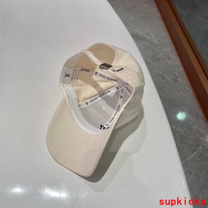 Louis Vuitton Luxury Cap