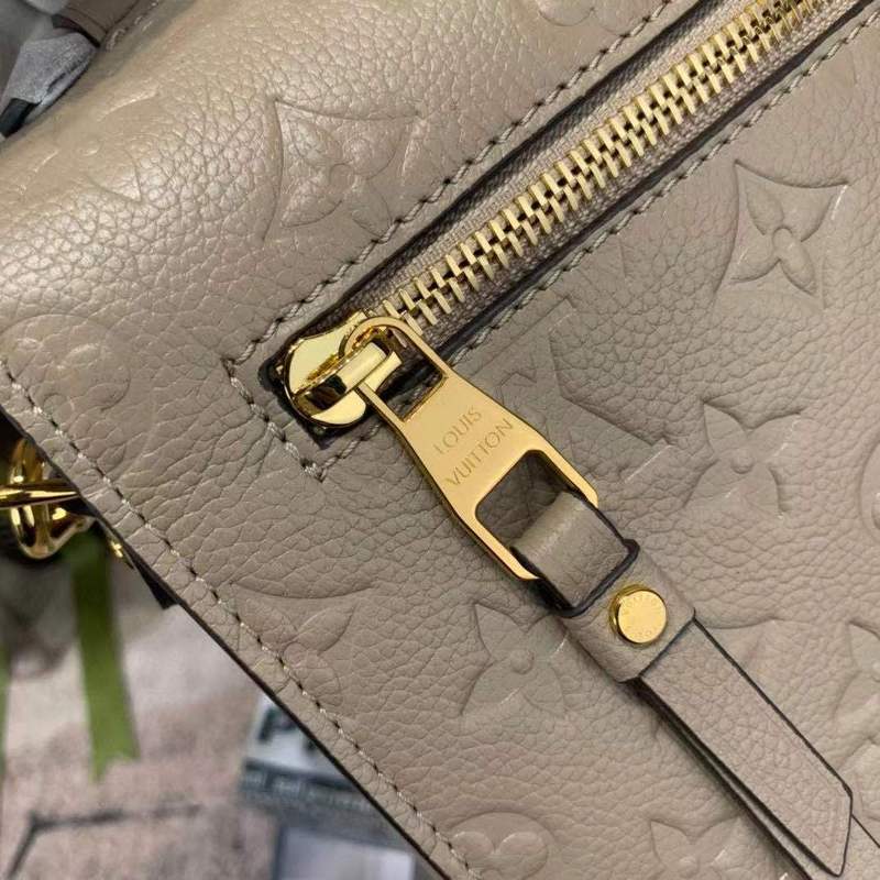 LOV2 Bags - Luxurious Bags  684