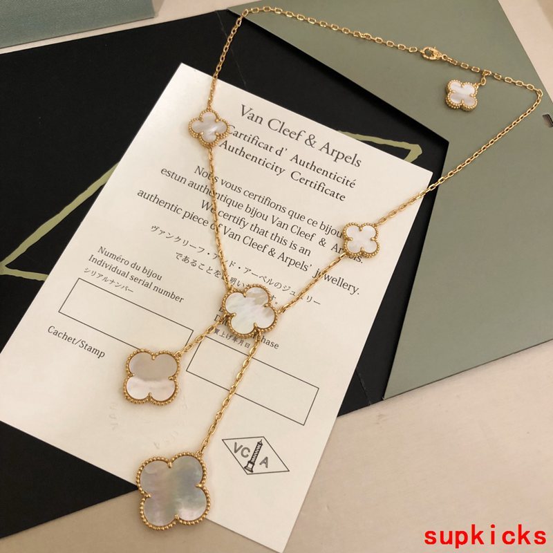 Van Cleef & Arples Jewelry