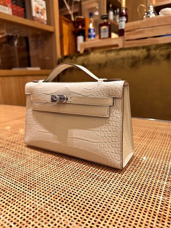 PHA - HMS Bags - 638