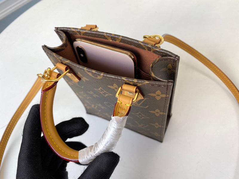 I W Fashion Lu-Vi bags - 17091
