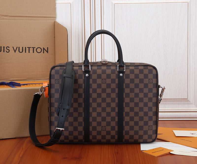 I W Fashion Lu-Vi bags - 17694