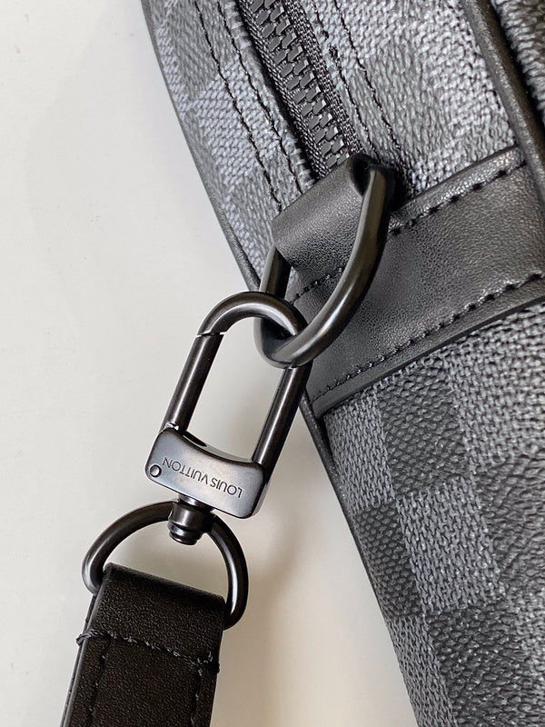 I W Fashion Lu-Vi Bags - 16820
