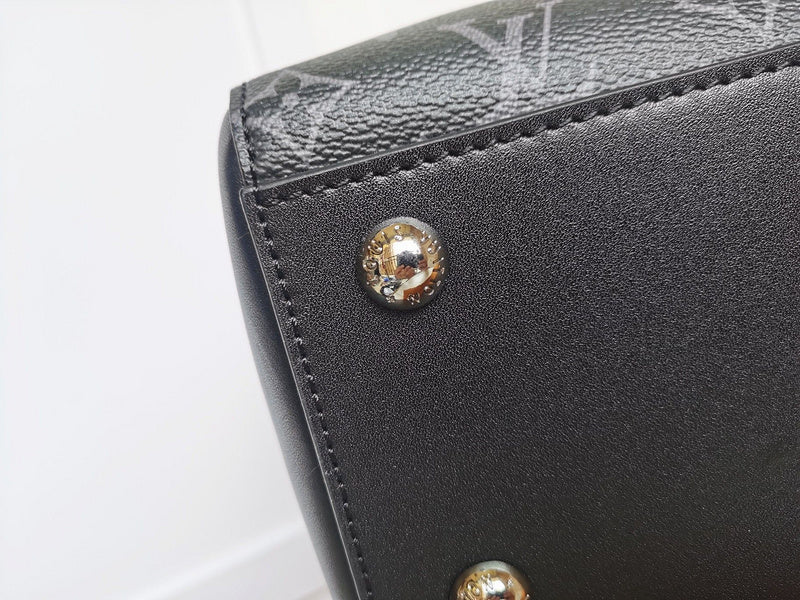 I W Fashion Lu-Vi bags - 17758