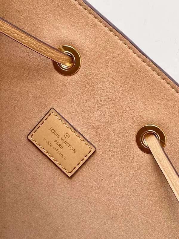 LOV2 Bags - Luxurious Bags  500