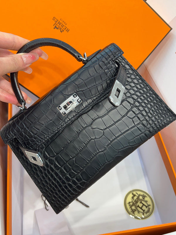 PHA - HMS Bags - 1430