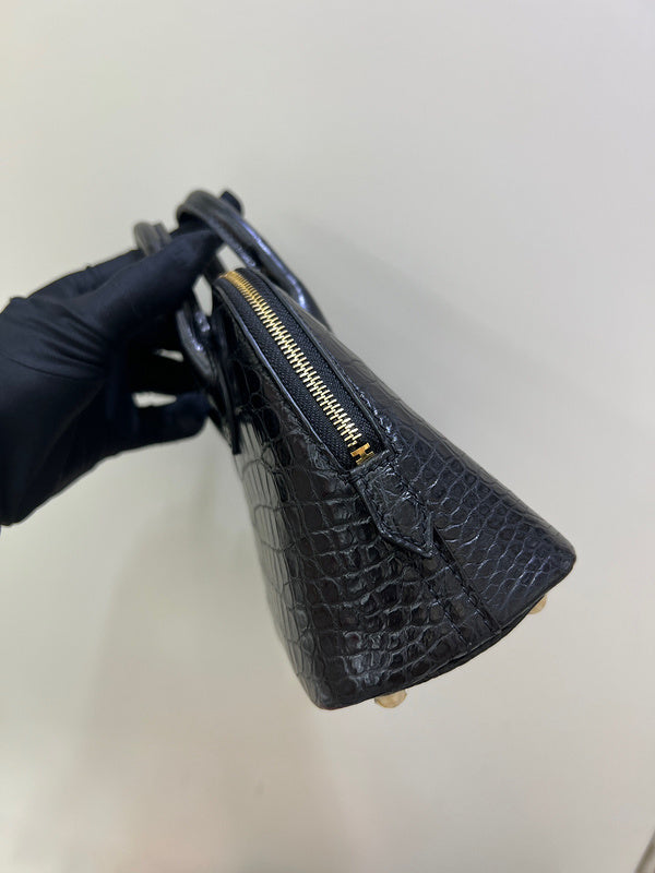 PHA - HMS Bags - 1677