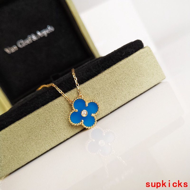Van Cleef & Arples Jewelry