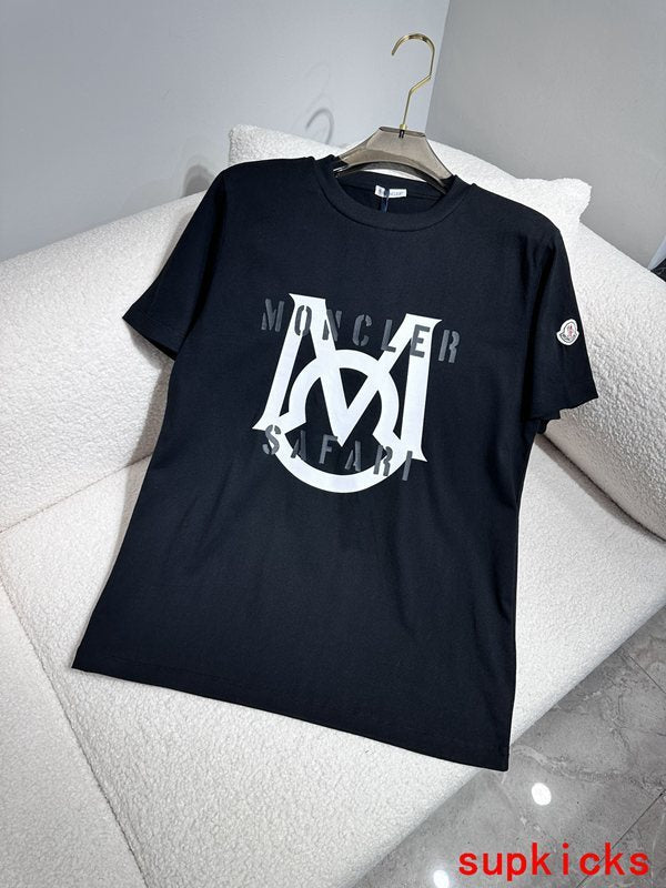 Moncler Luxury Cloth