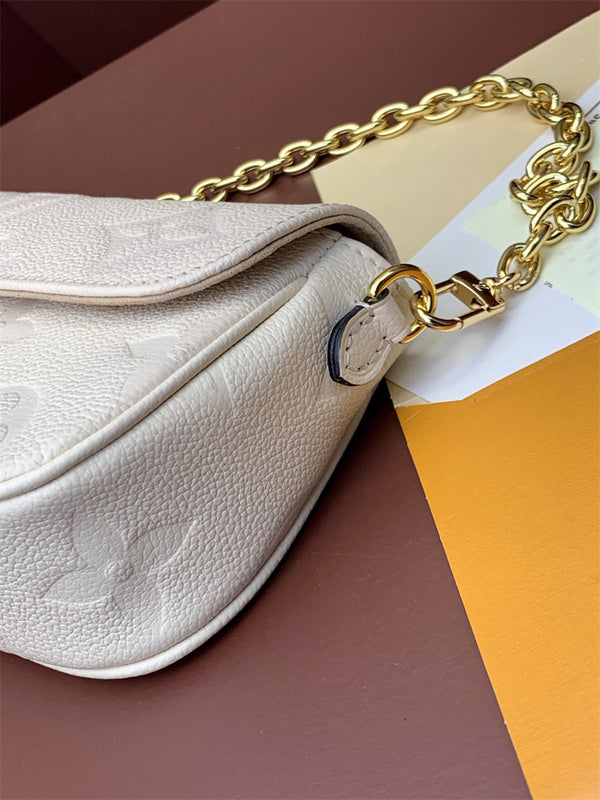 PHA - LOV Bags - 090