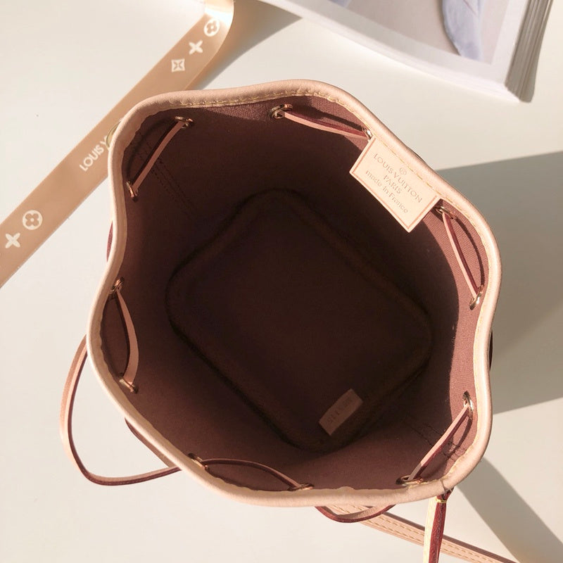 LOV2 Bags - Luxurious Bags  2681