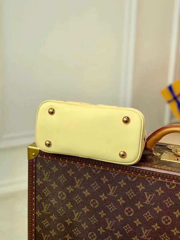 LOV2 Bags - Luxurious Bags  503