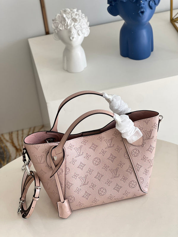 I W Fashion Lu-Vi bags - 17209
