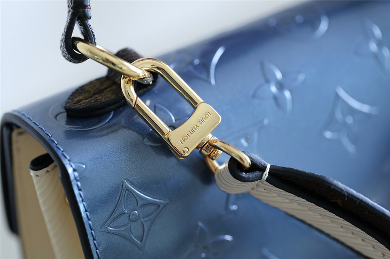 I W Fashion Lu-Vi bags - 8050