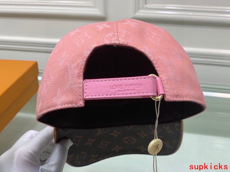 Louis Vuitton Luxury Cap