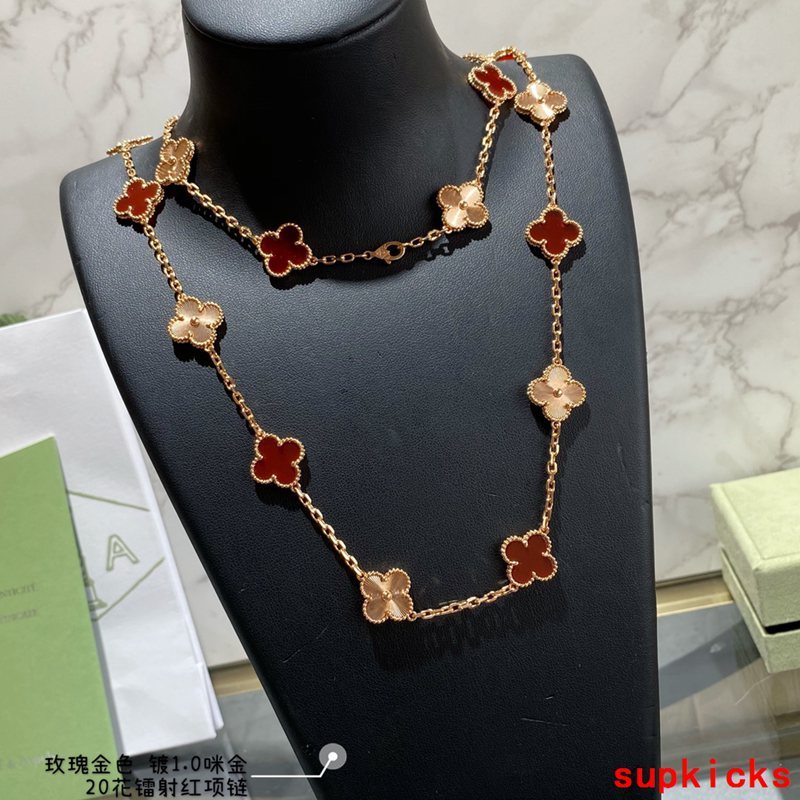 Van Cleef & Arples Jewelry