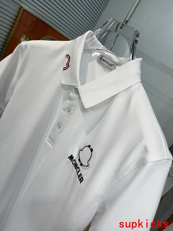 Moncler Luxury Cloth