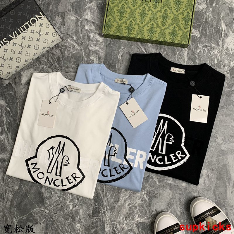 Moncler Luxury Cloth