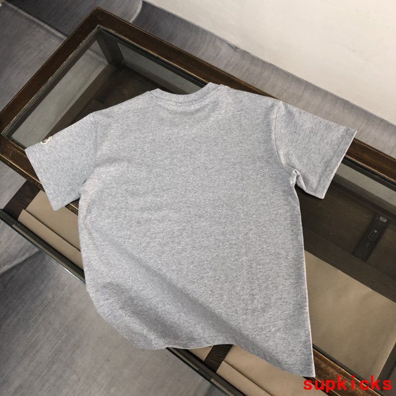 Moncler Luxury Cloth
