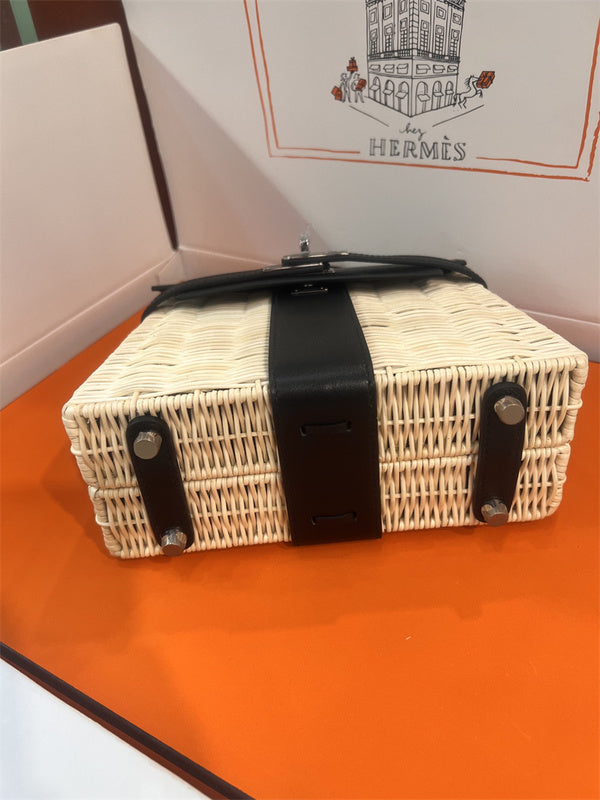 PHA - HMS Bags - 061