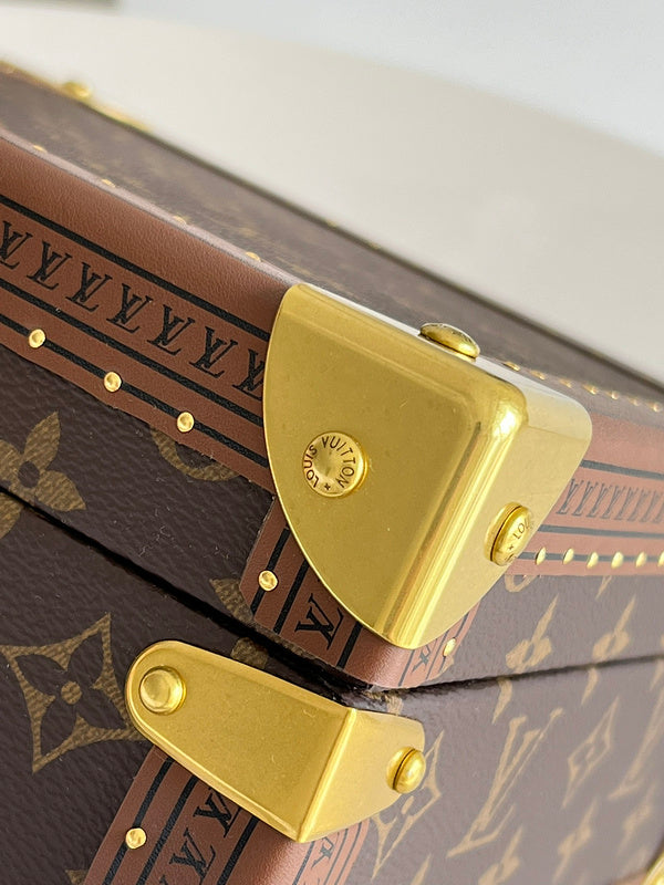 I W Fashion Lu-Vi Bags - 16831