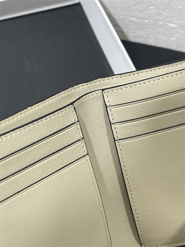 PHA - LWO Bags - 007