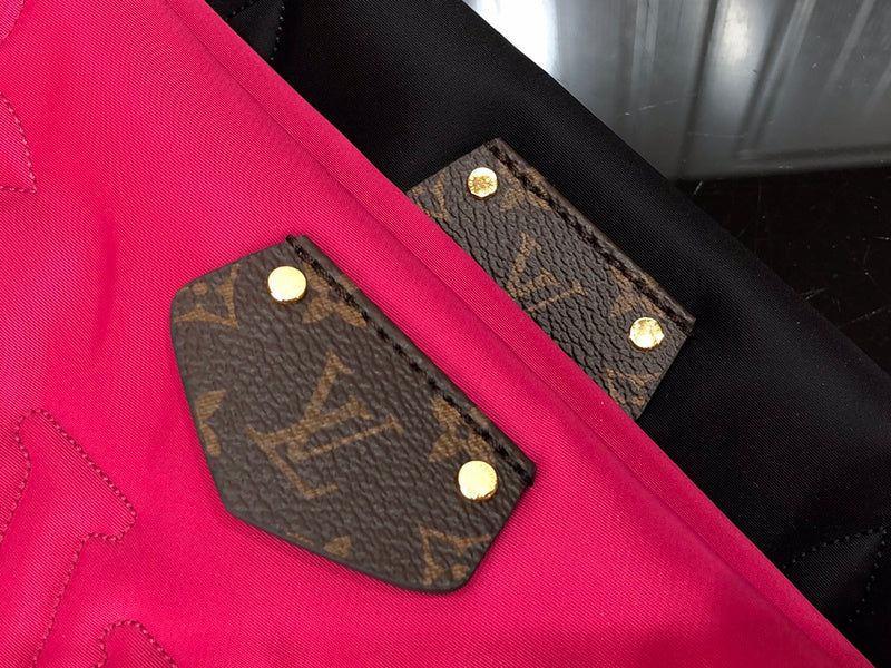 I W Fashion Lu-Vi bags - 17248
